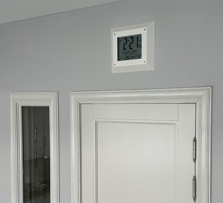 healsafe-digital-safe-clock